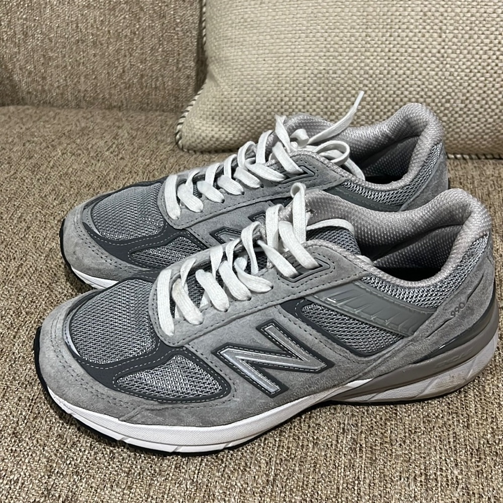 Women New balance 990v5 sneaker
